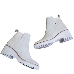 Dolce Vita Huey Suede Booties Size 7